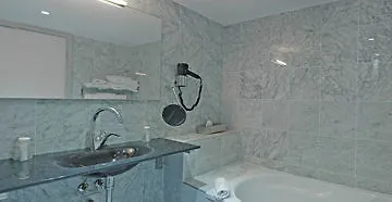 Balanea 3*