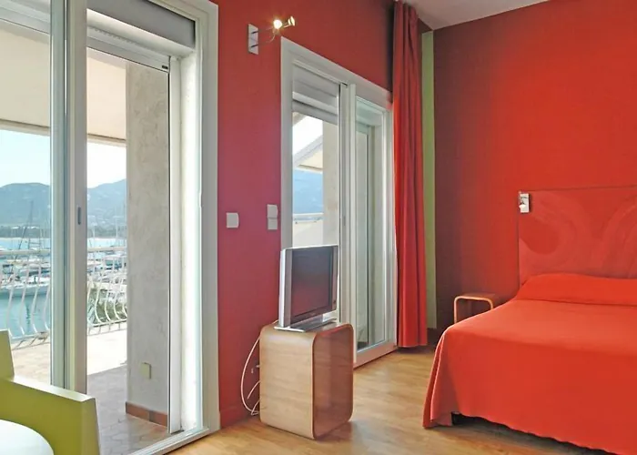 Balanea 3* Calvi (Corsica)